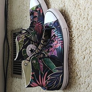 Converse Chuck Taylor Tropical Design Like New